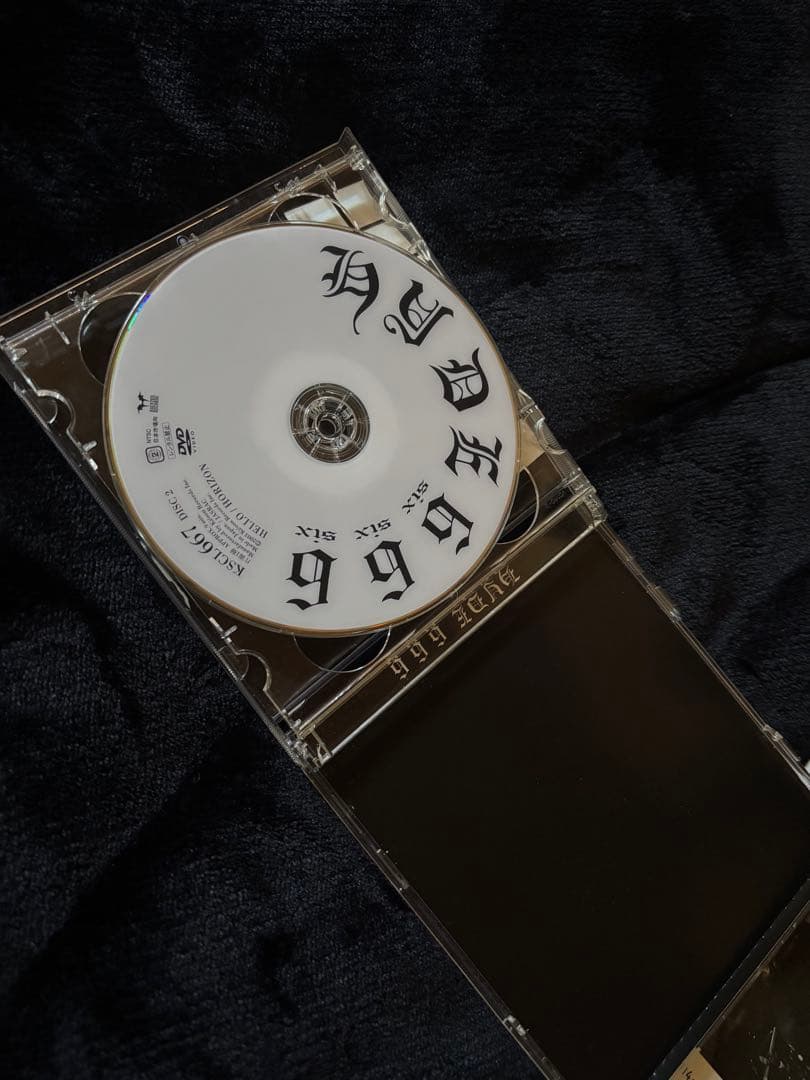アート・デザイン・音楽 HYDEsixsixsix666 Official Band Score &CD