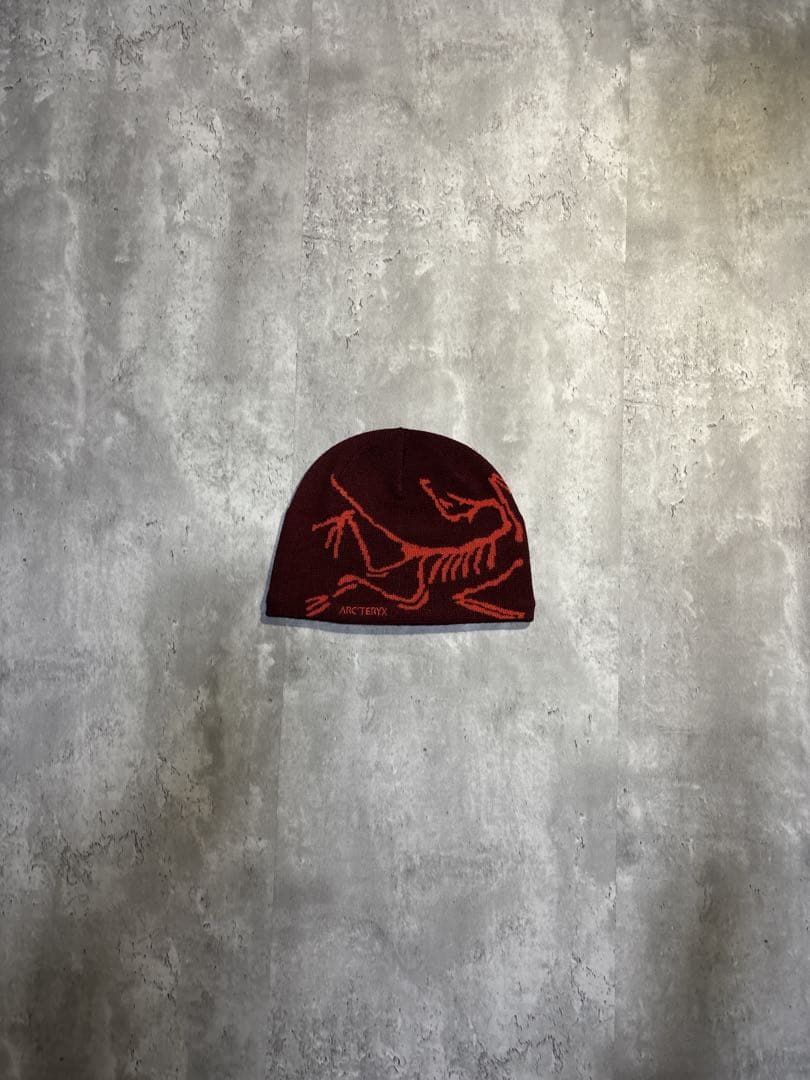 Arcteryx bird head バードヘッドトーク レッド　ビーニー