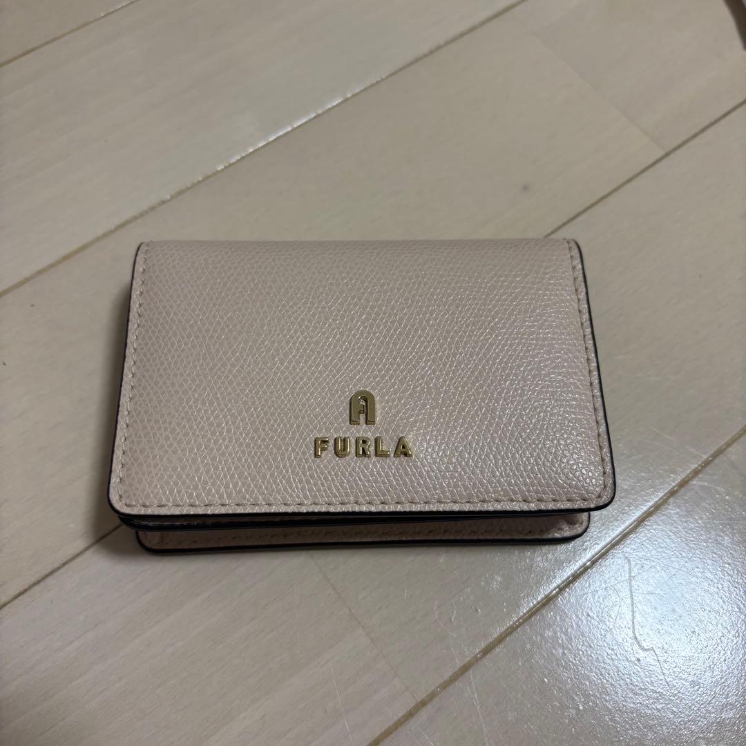 FURLA 名刺入れ ベージュ 箱・巾着袋付き