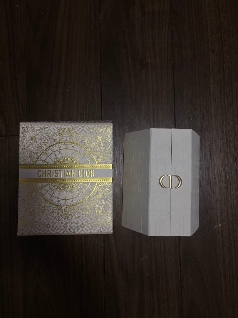 DIOR 香水・リップセット 特別パッケージ