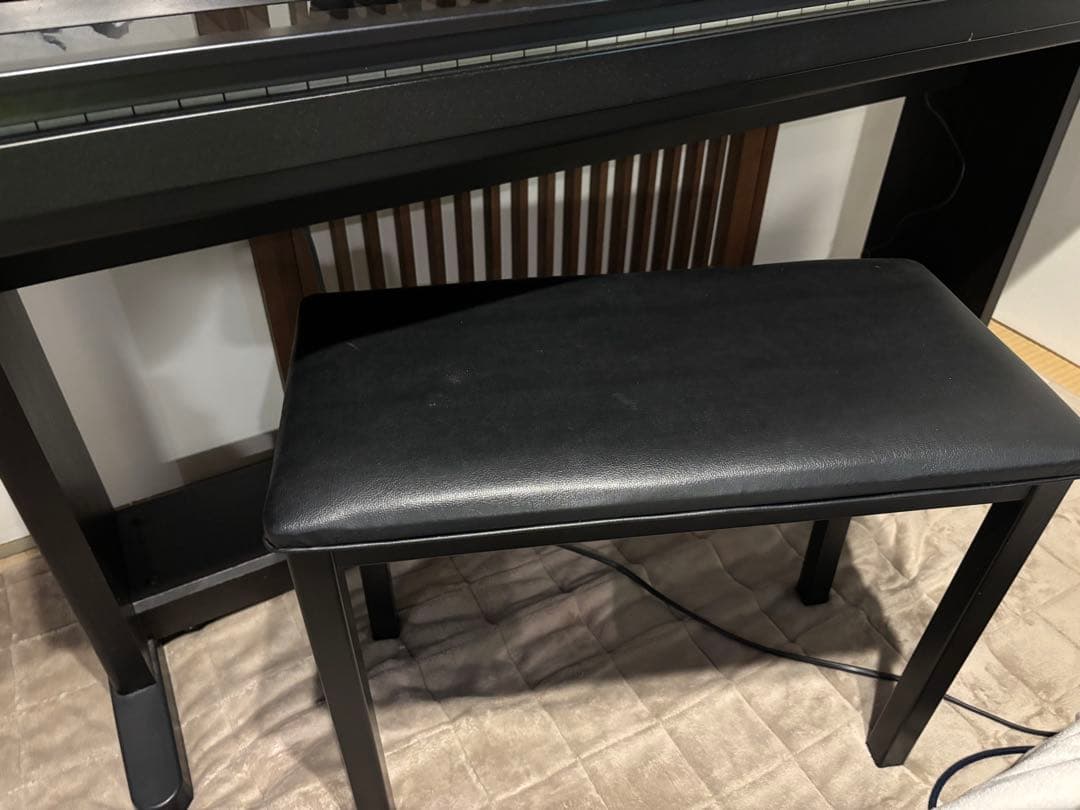 新潟県内配送可能 YAMAHA Clavinova CLP-560 椅子付き