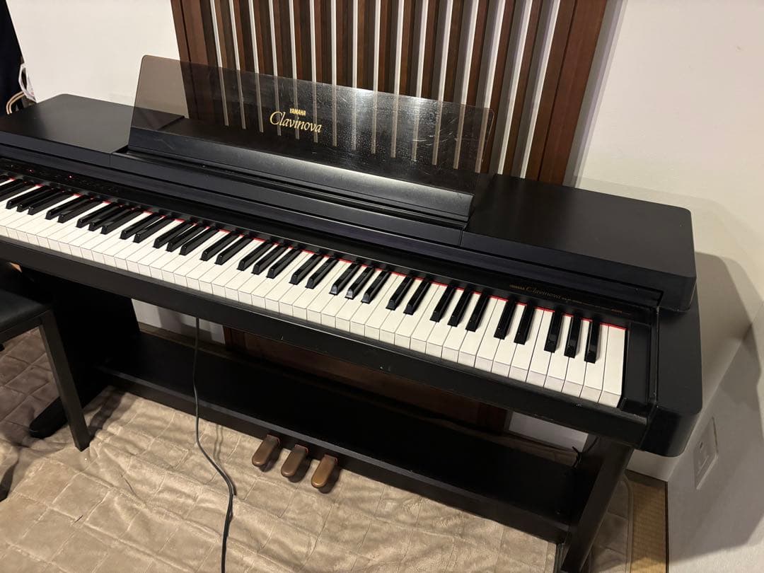 新潟県内配送可能 YAMAHA Clavinova CLP-560 椅子付き