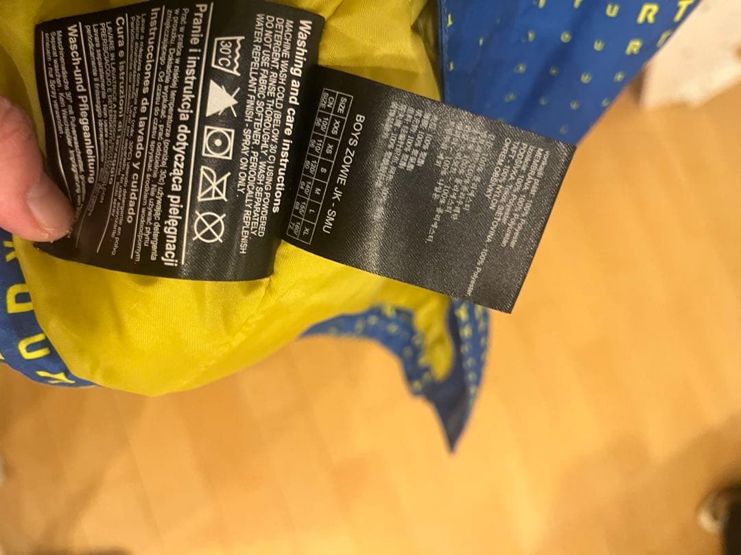 BURTON 子供用スノーボードウェア上下セット　Mサイズ