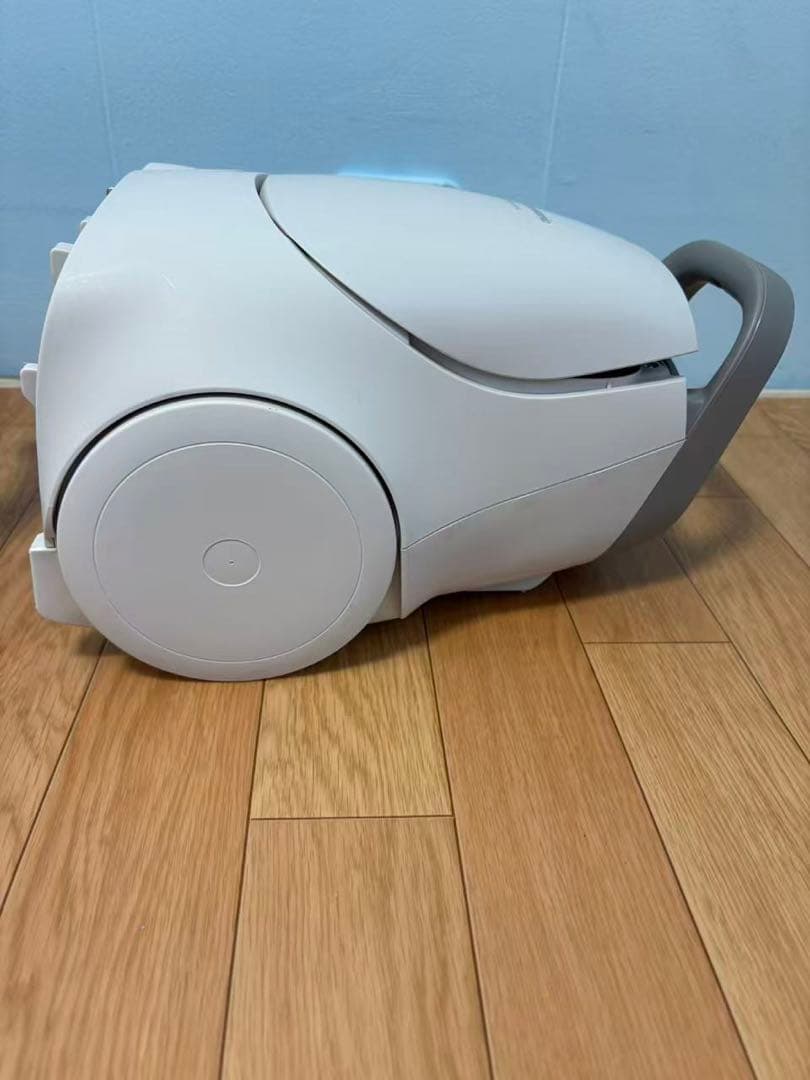 Panasonic 電気掃除機品番MC-PJ21A-C 年式2022製