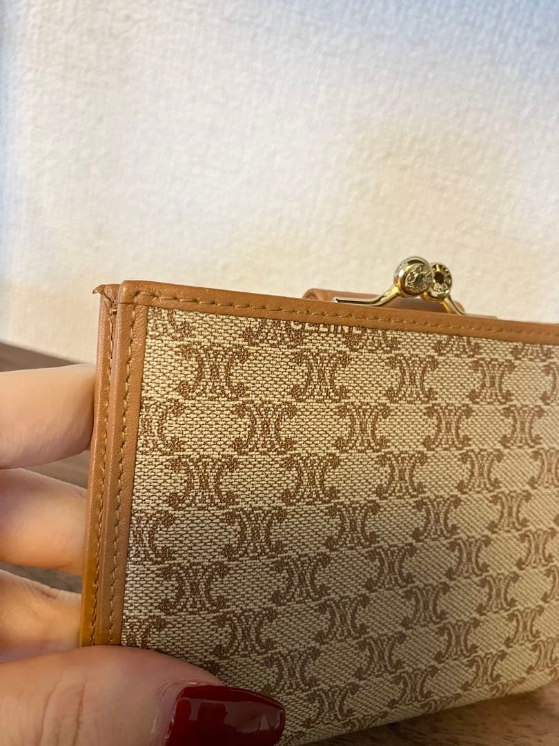 美品　セリーヌ　CELINE 二つ折り財布　トリオンフ マカダム がま口　レザー