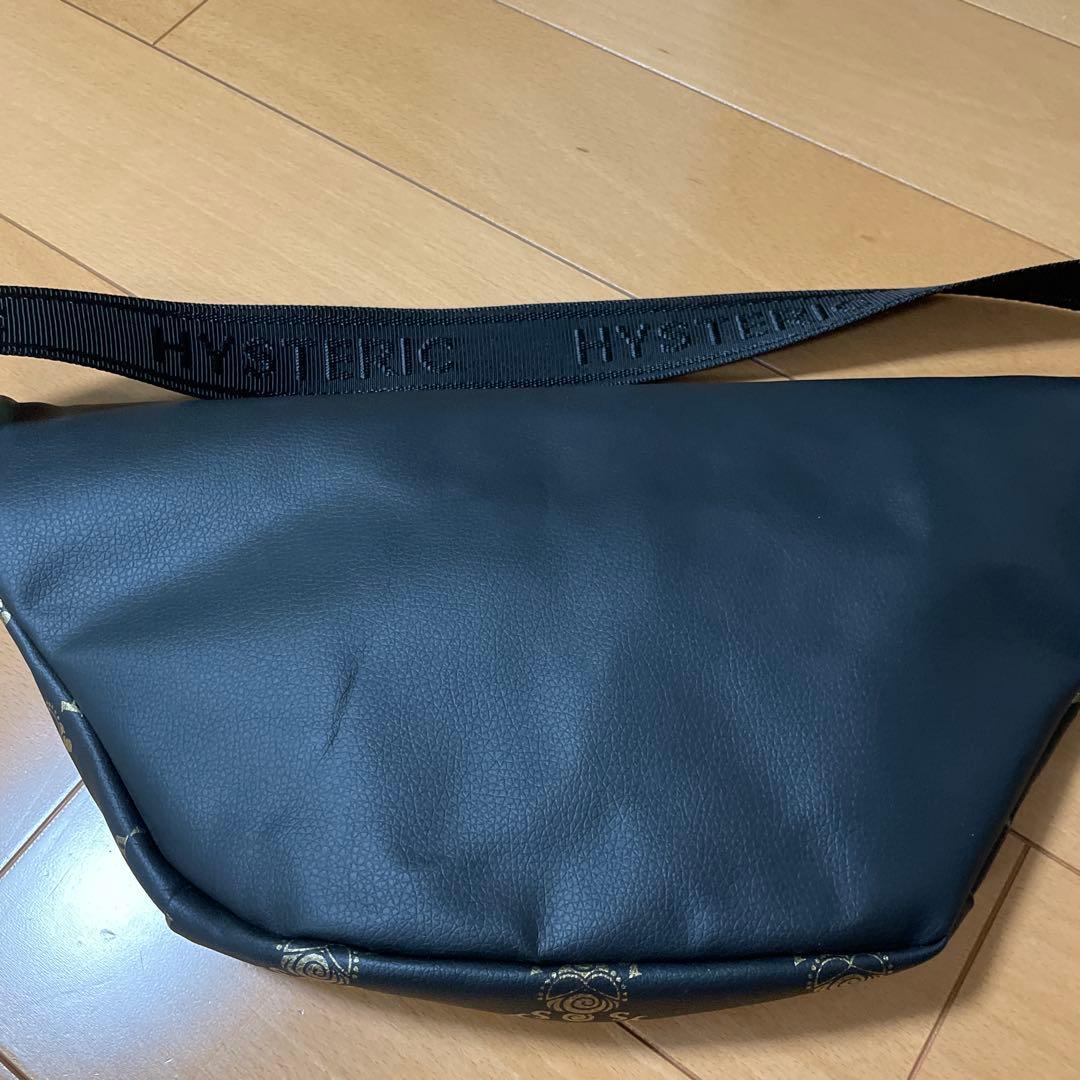 セール！ヒステリックミニロゴ入り ボディバッグ 黒