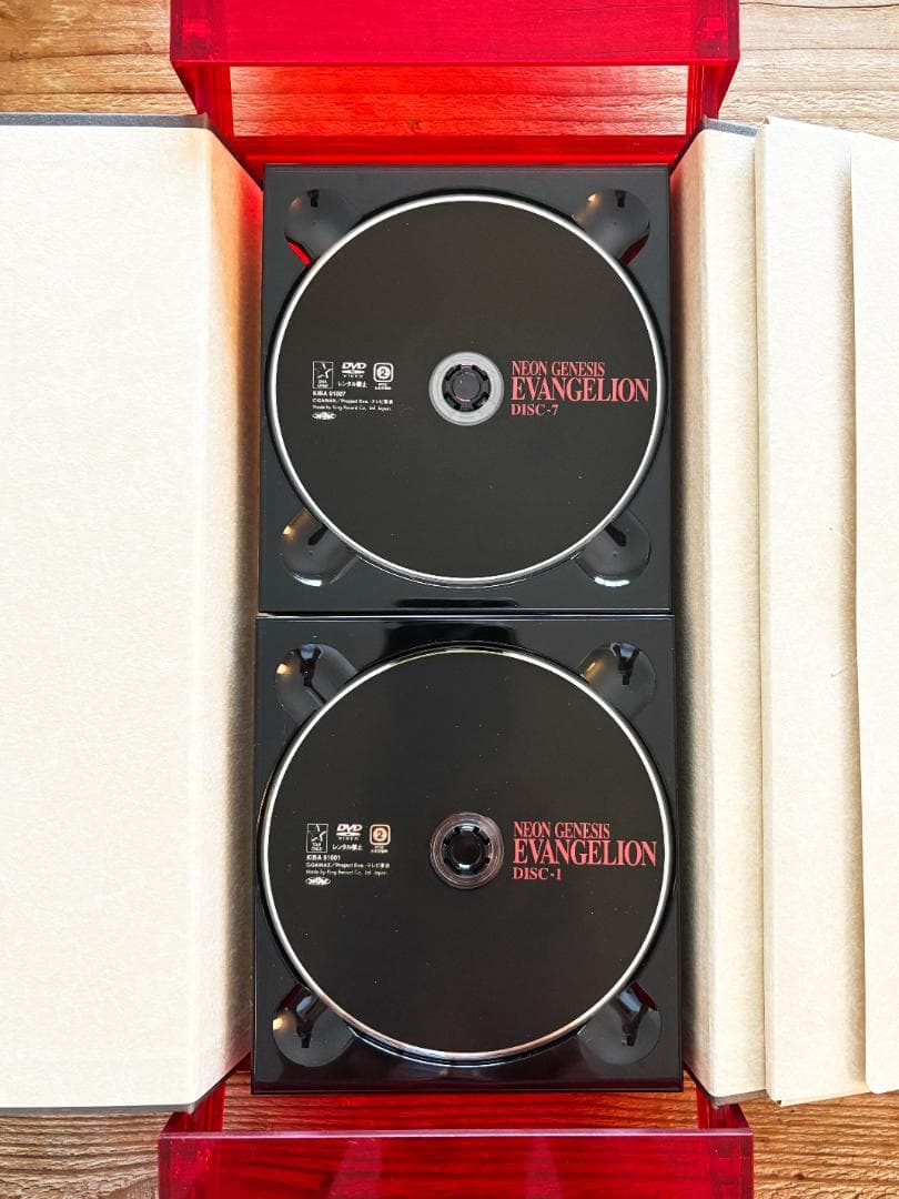 【箱あり】新世紀エヴァンゲリオン DVD-BOX 復刻版