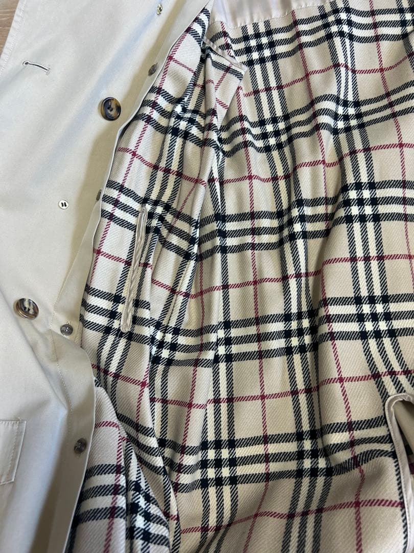 Burberryベージュ チェック柄 トレンチコート
