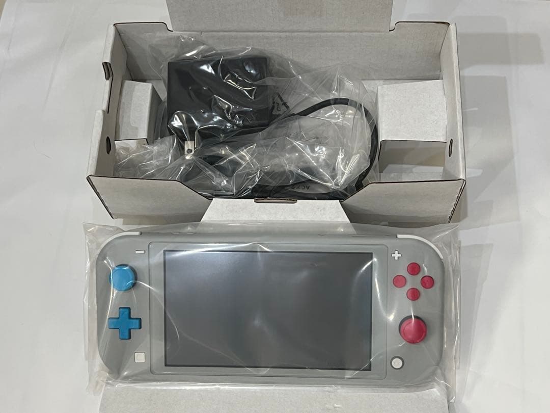任天堂 Switch Lite ザシアン ザマゼンタ