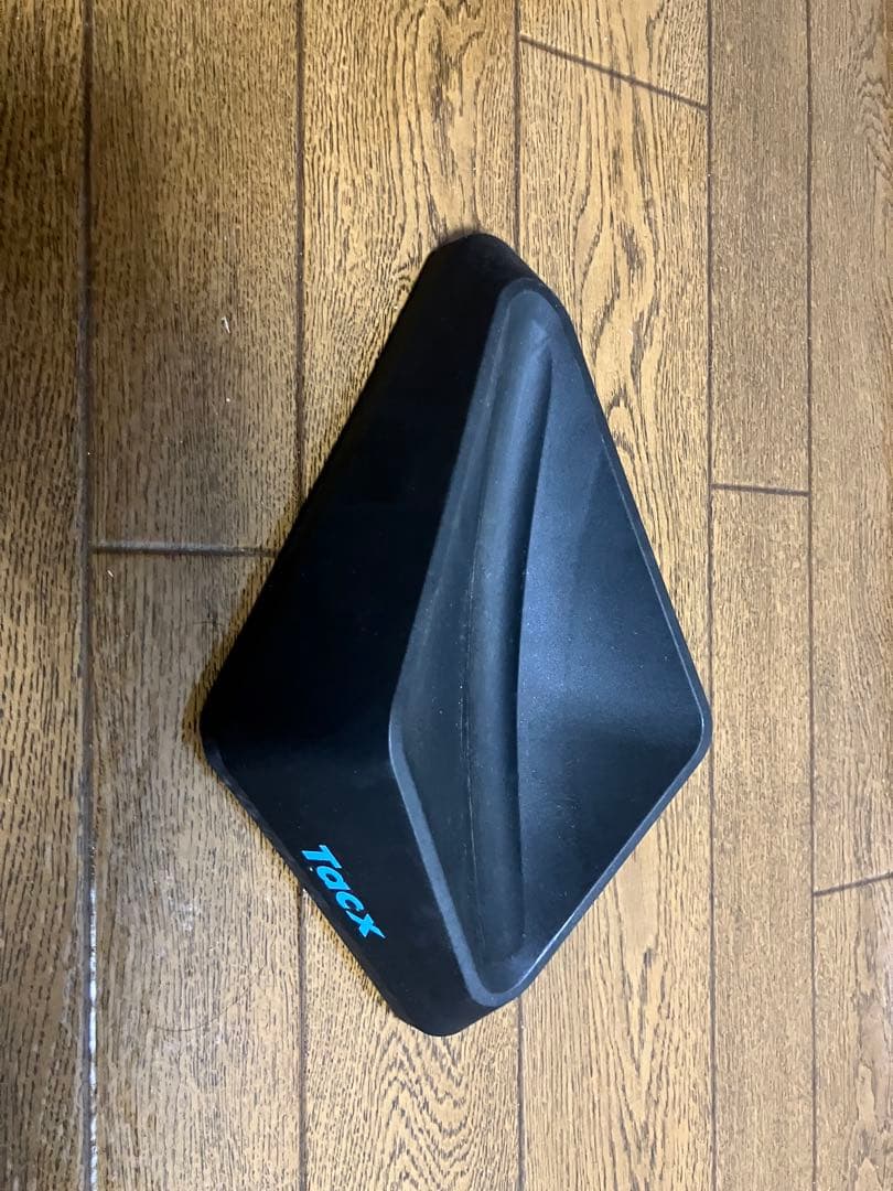 Tacx NEO 2 Smart スマートトレーナー　傷　汚れあり