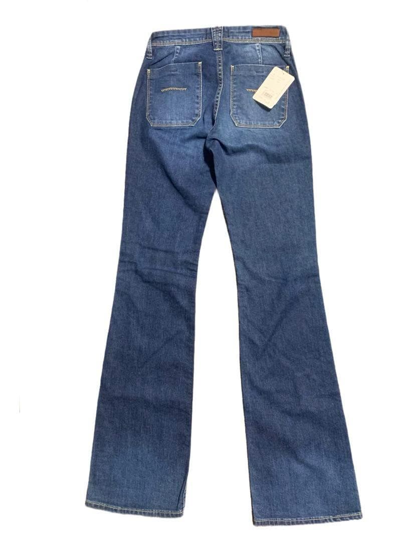 新品【ヤヌーク】ブーツカットデニム 23 定価¥25300