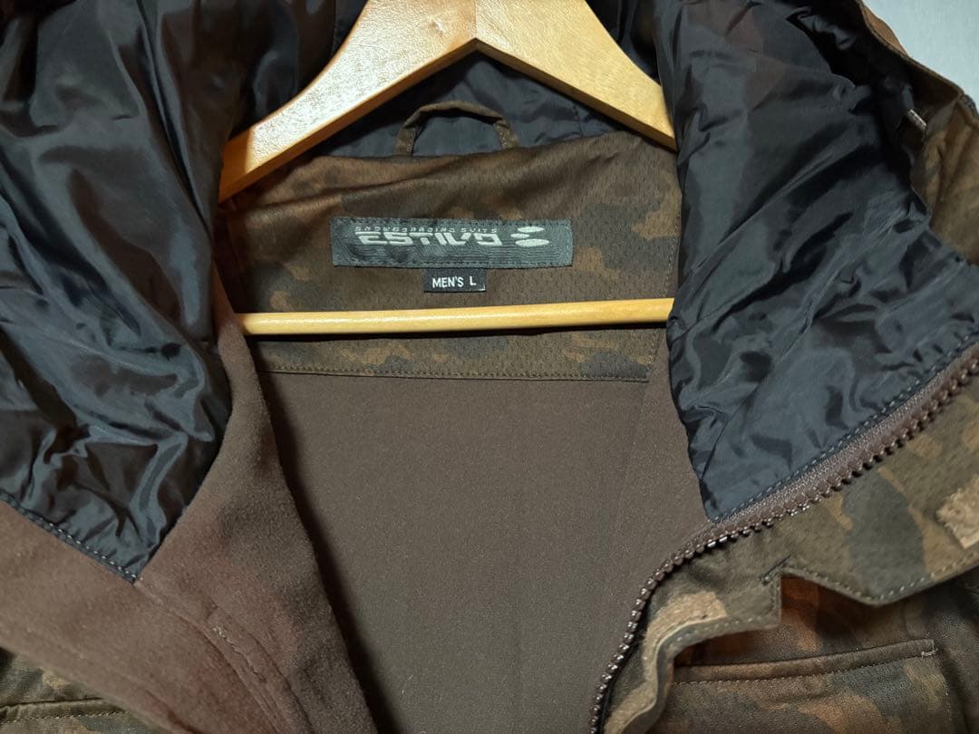 ESTIVO☆スノーボード激シブつなぎ（メンズLサイズ）カッコよすぎで売切必須