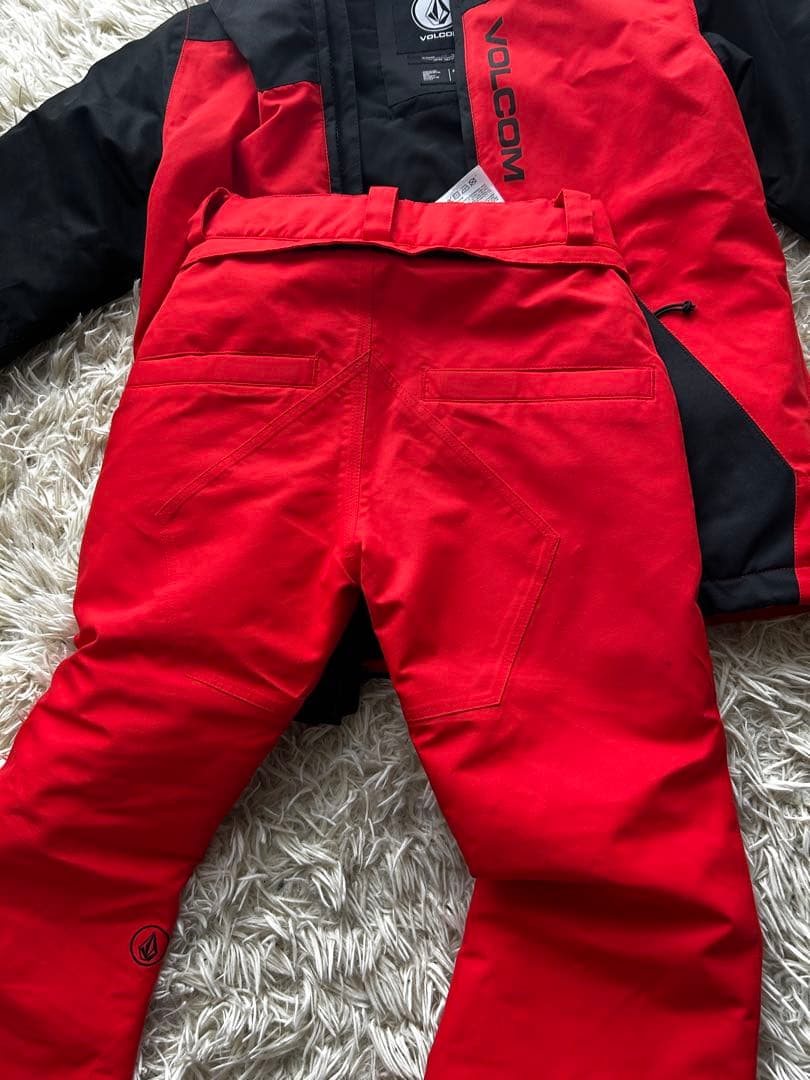 VOLCOM kids スノーボードウエア上下130cm