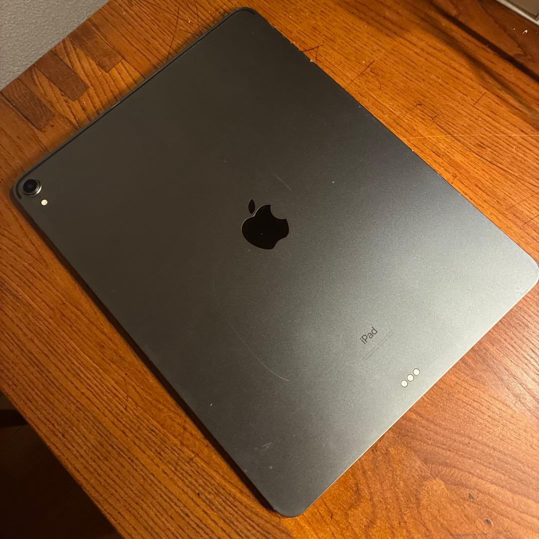 iPad Pro 12.9 第3世代 Wi-Fiモデル　512GB