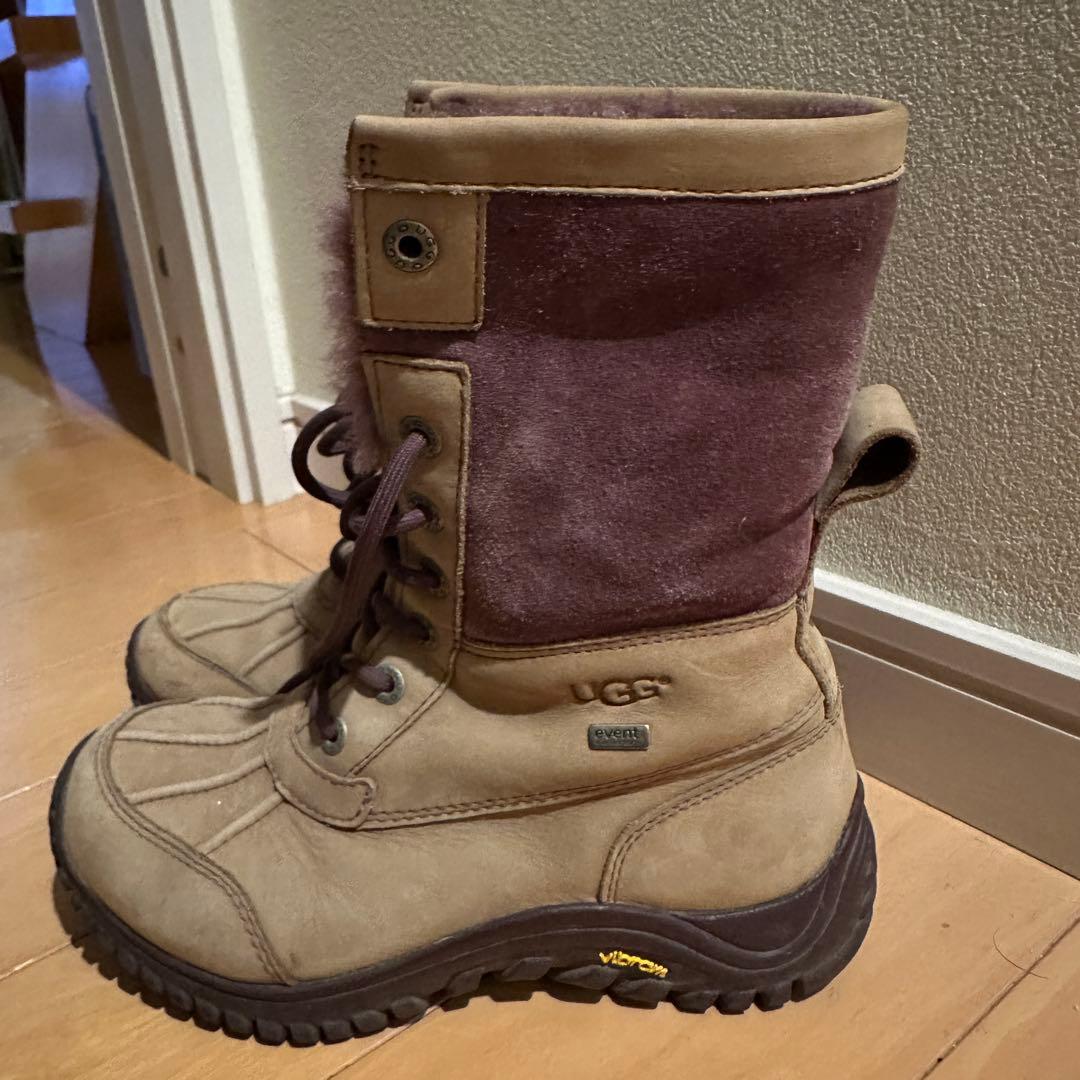 アグ UGG アディロンダック2 防水 ビブラムソールレースアップ スノーブーツ