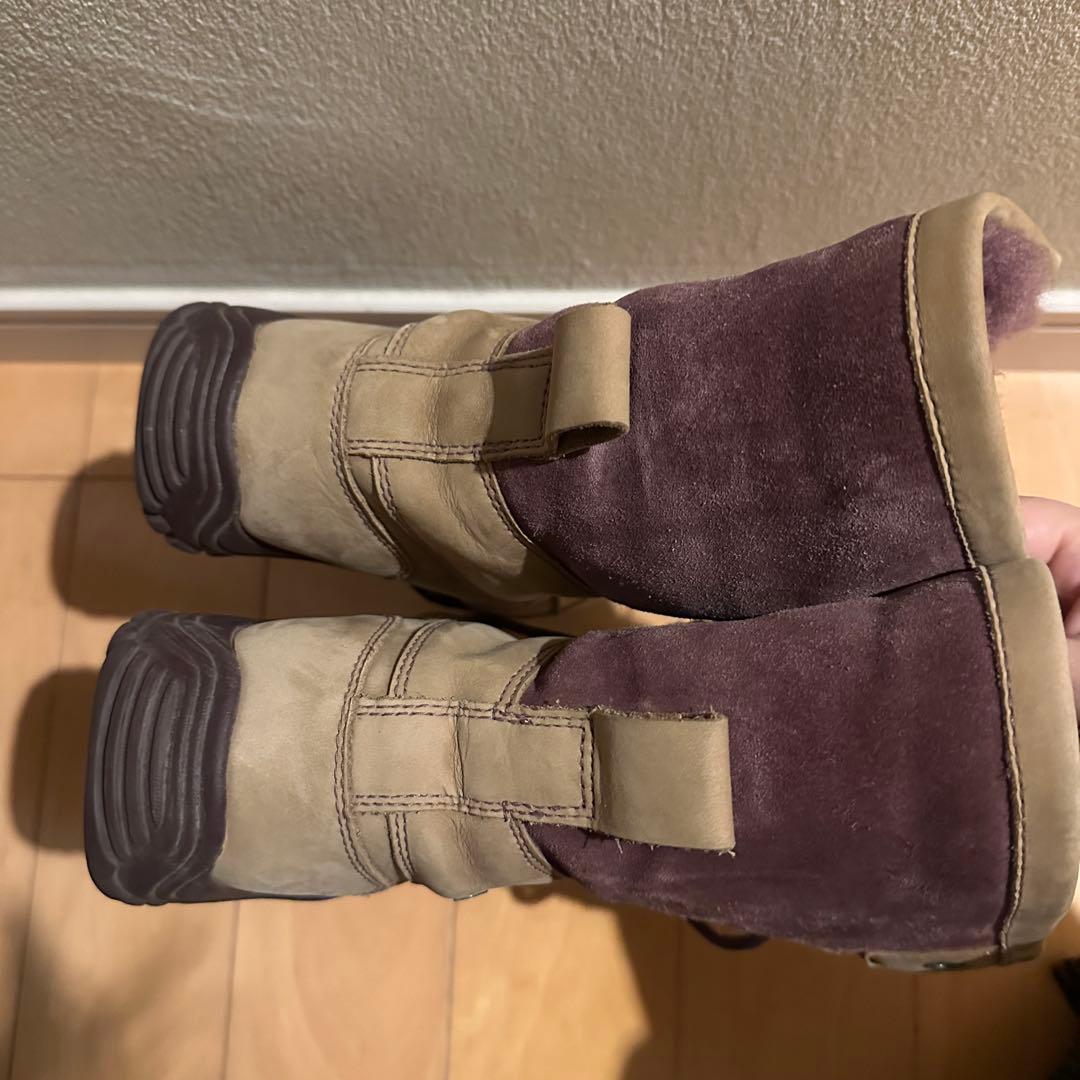 アグ UGG アディロンダック2 防水 ビブラムソールレースアップ スノーブーツ