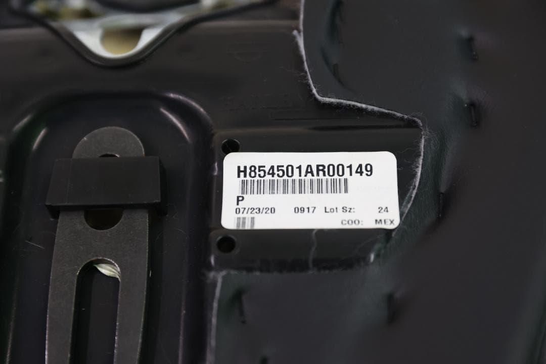 ハーレー純正　スポーツスターシート　883N　 XL883N IRON
