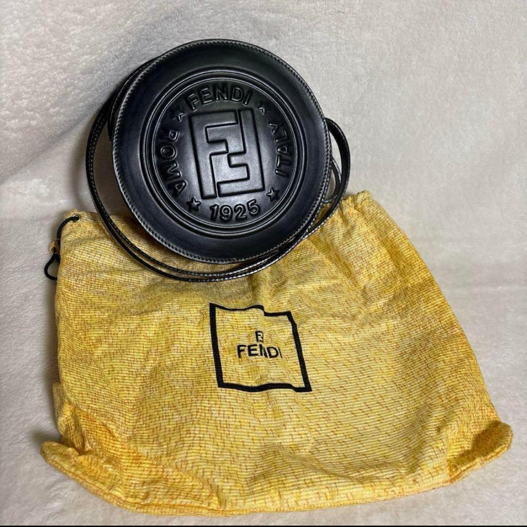 希少　FENDI 型　丸型　ショルダーバック　ポーチ