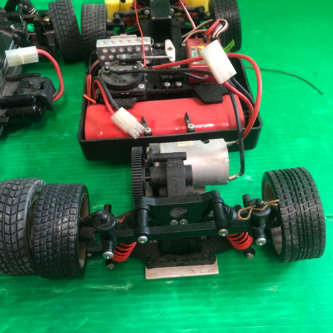 電動ラジコンカー シャーシ パーツ多数 現状渡し