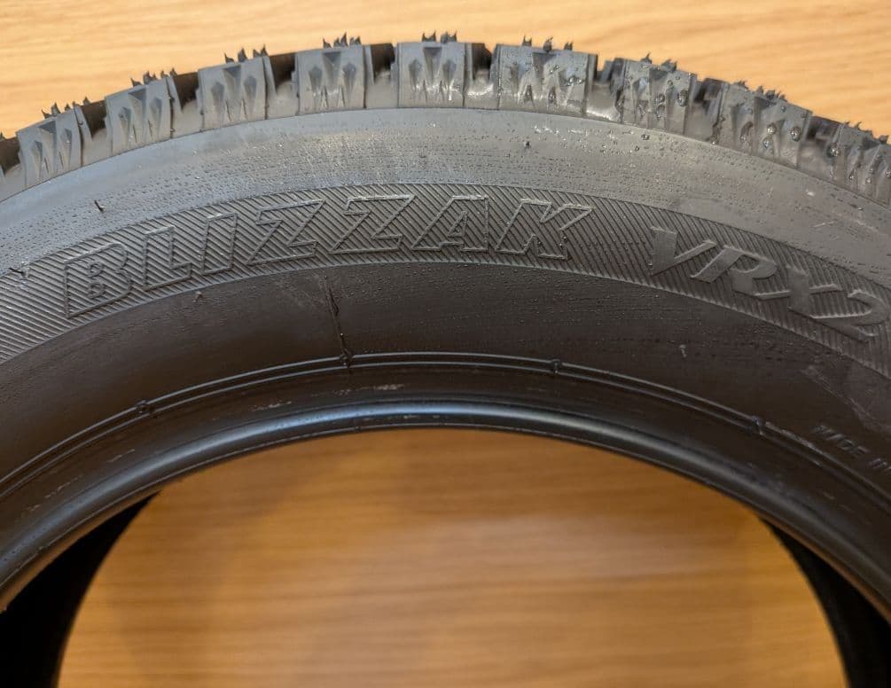 美品★ブリヂストン ブリザック 155/65R14 1本のみ 2022年 溝9分