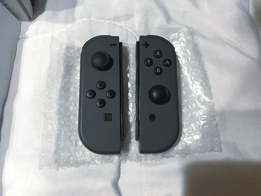 任天堂 Switch (初期化済)