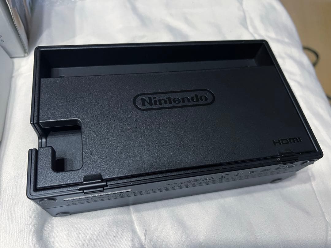 任天堂 Switch (初期化済)