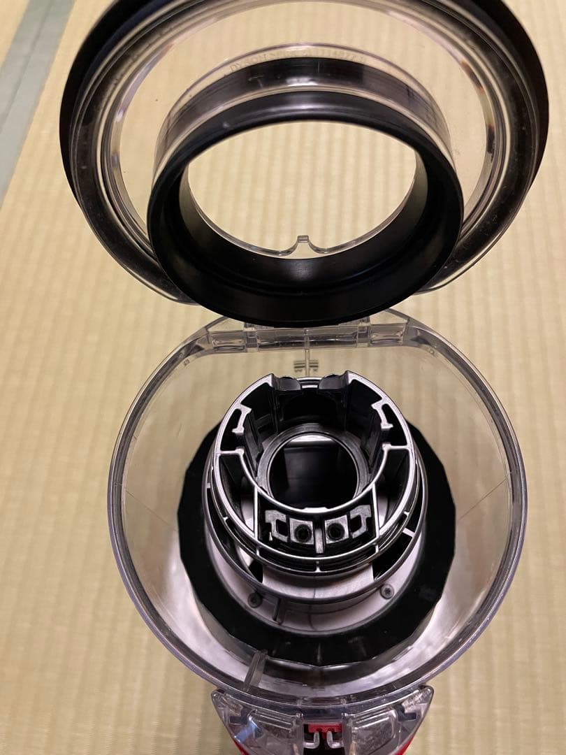 duso スティッククリーナー ダイソン　sv12 v10 動作品