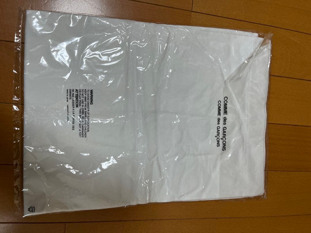 a　CDG COMME des GARÇONS