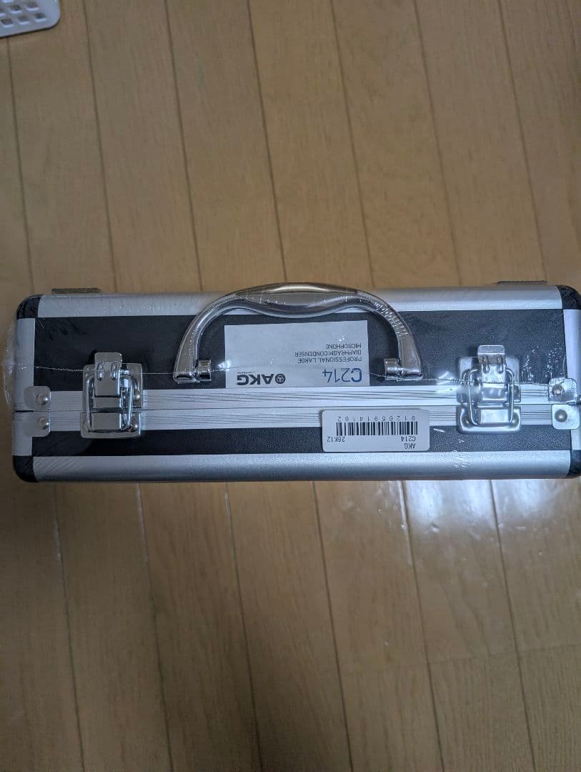 AKG C214 コンデンサーマイク ハードケース付き