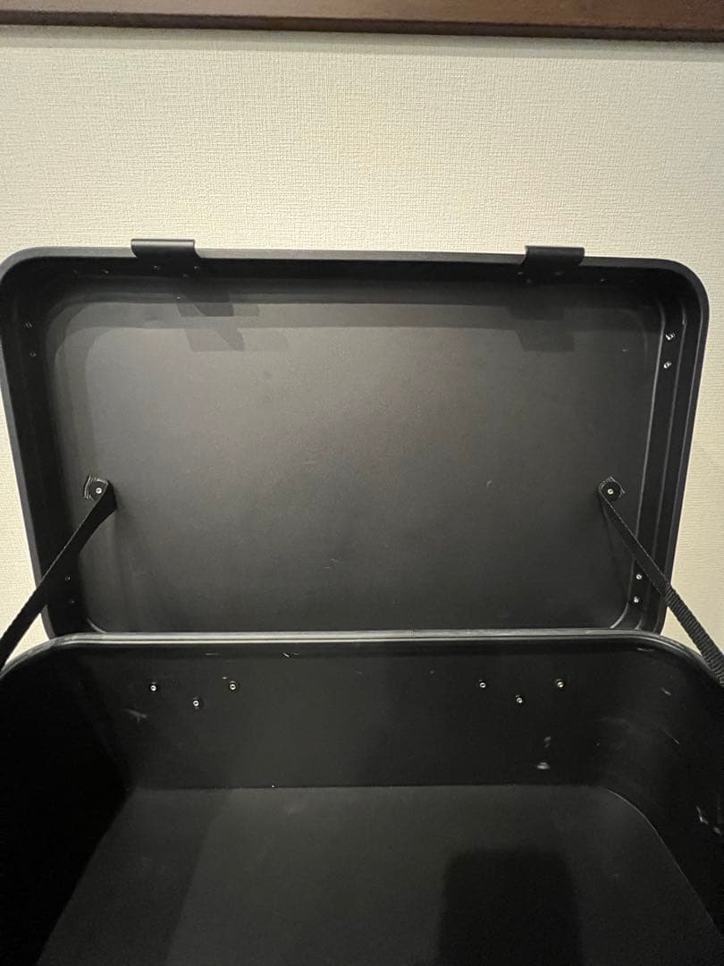 ヴェントラクス アルミニウムコンテナ パンドラ 25L レザーカスタム済み品