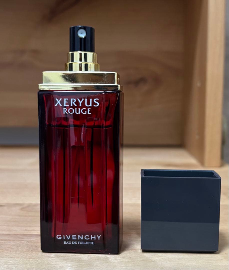 GIVENCHY キセリュズルージュ オードトワレ スプレー 100ml