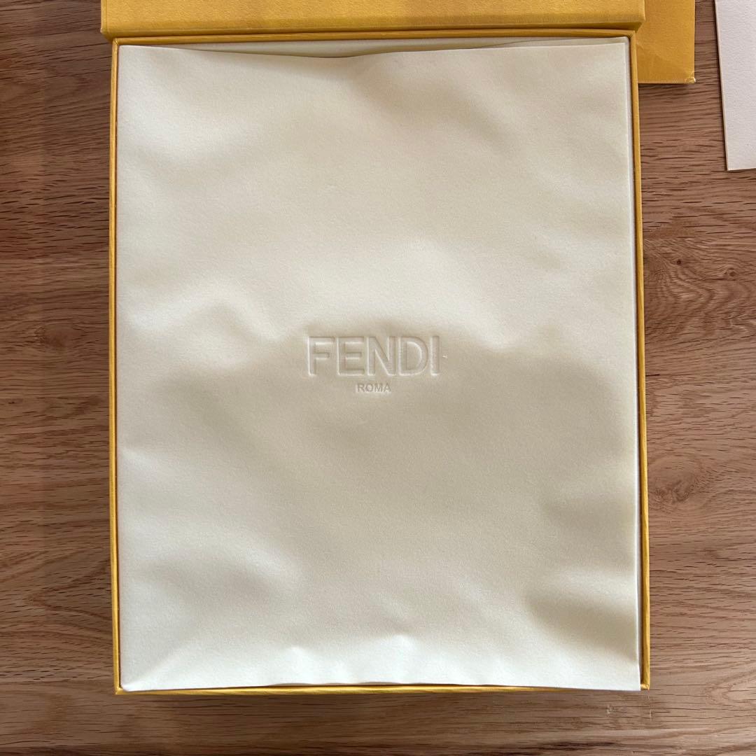 FENDI メンズ シルバー ネックレス