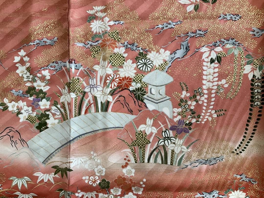 ■E2622■美品■正絹■松坂屋扱い 四季草花模様　京友禅　振袖■裄66