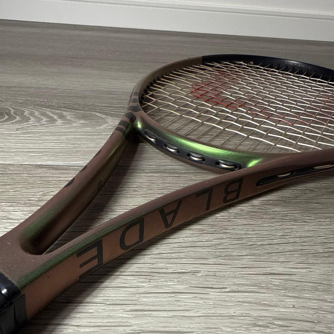 Wilson（ウィルソン）ラケット BLADEv8 16x19