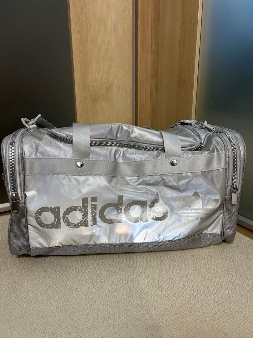 早い者勝ち 美品 アディダス adidas ボストンバッグ ダッフルバッグ