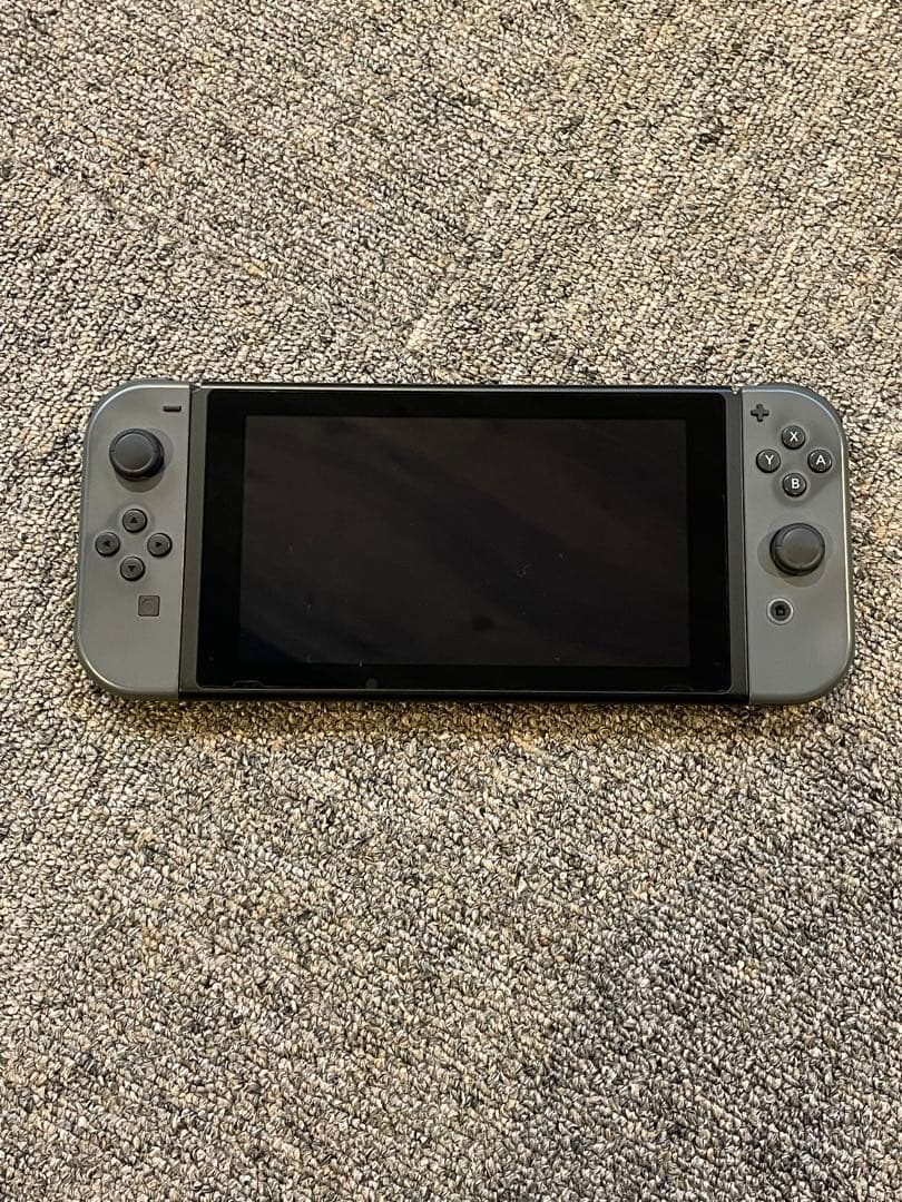 Nintendo Switch グレー 本体（コード類未使用）