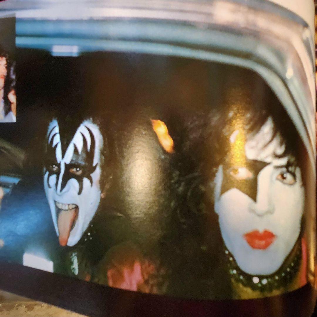 d*g様 【2冊Set】今から48年前の、KISS の特大サイズの来日特集号2冊