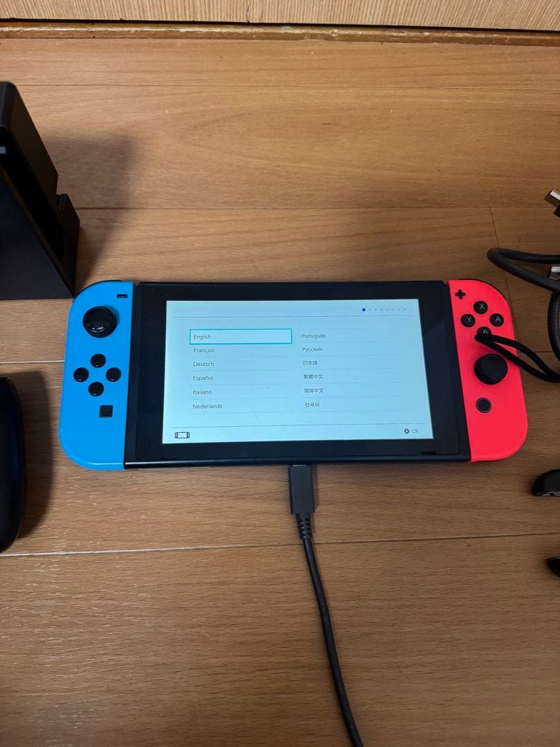任天堂　Nintendo Switch HAC-001 海外版