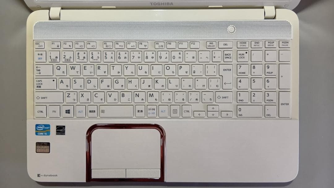 ノートパソコン dynabook ダイナブック T552/47GW ラップトップ