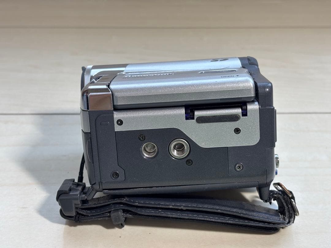 Panasonic　NV-GS55　MiniDVビデオカメラ ダビングに！動作品
