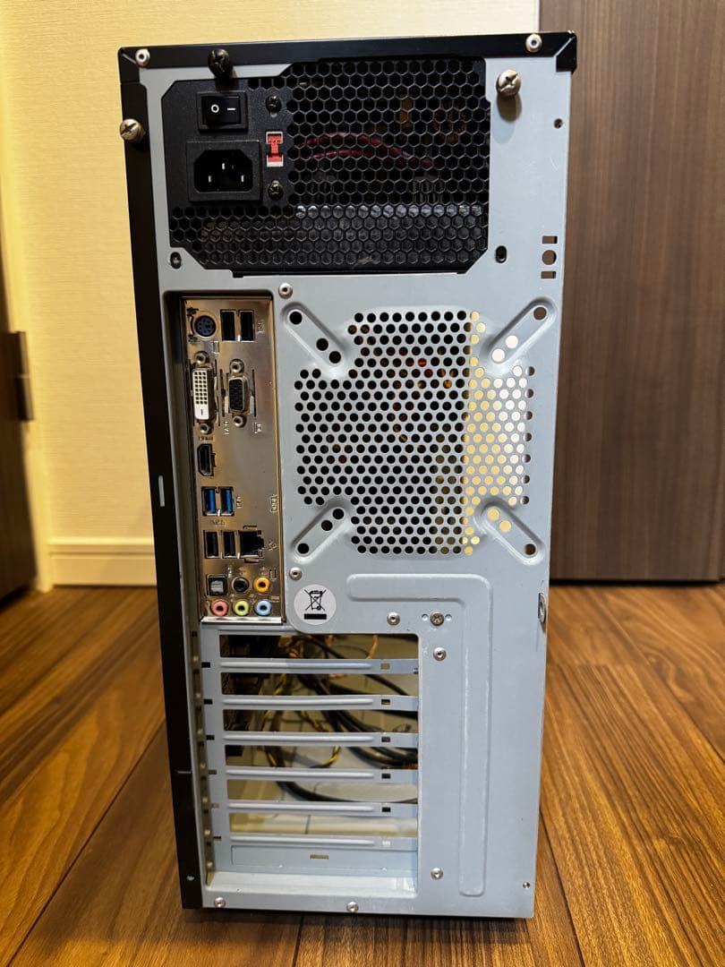 p*e様 自作PC　i5 4670 メモリ8GB SSD256GB