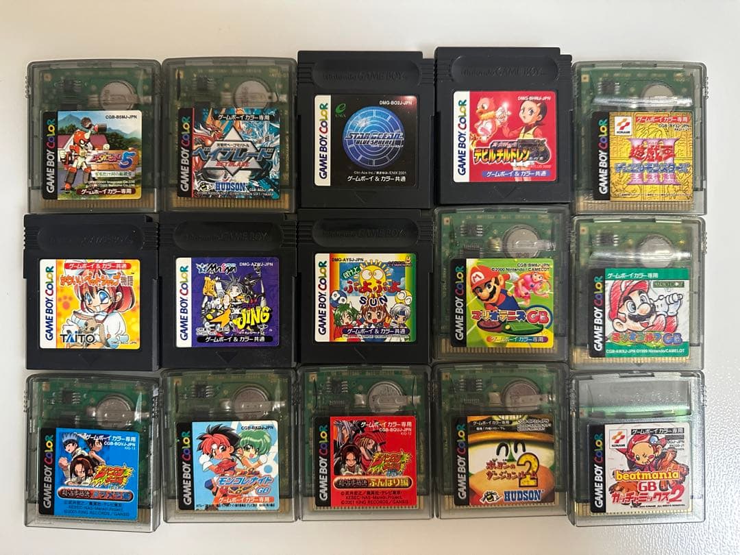 ゲームボーイカラー本体➕ゲームボーイソフト【153本】➕ケース【20個】