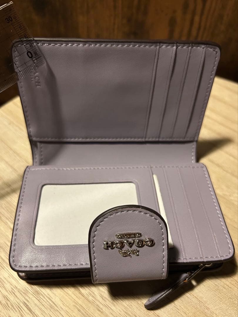 COACH 二つ折り財布　パープル　レディース