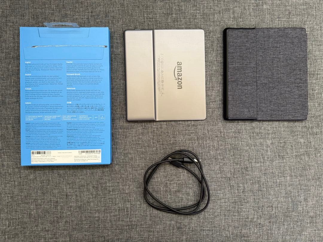 【美品】Kindle Oasis 8GB 広告なし + 純正ファブリックカバー