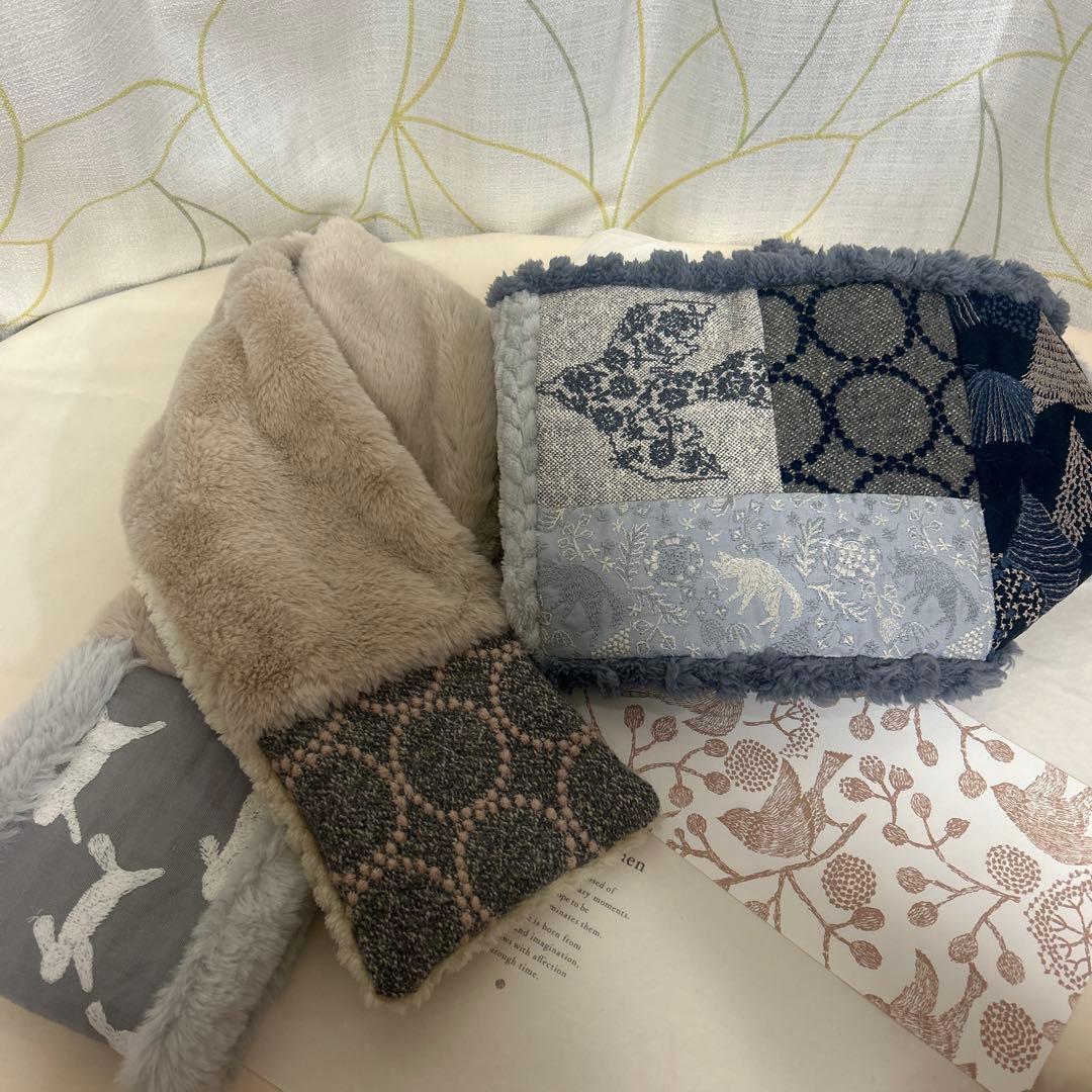 ＊さゆ＊ページ　ハンドメイド　スヌード（ボタン付き）