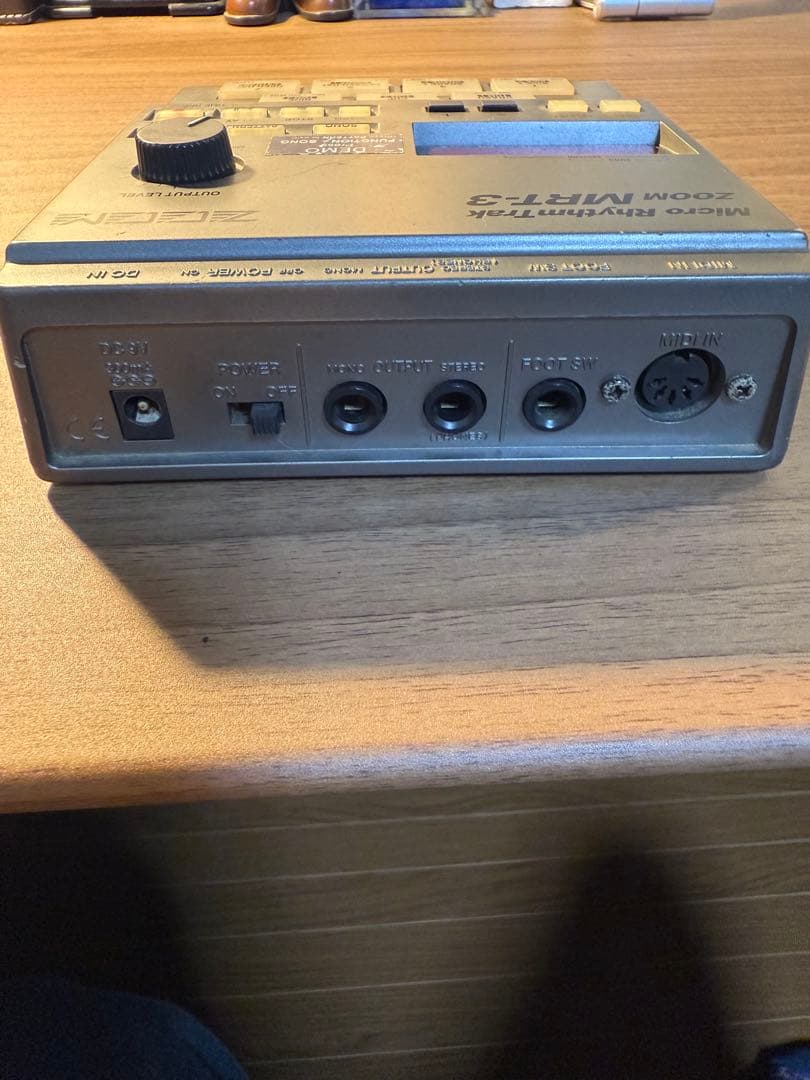 ZOOM デジタルレコーディングパック　MRS4 MRT3 ダイナミックマイク