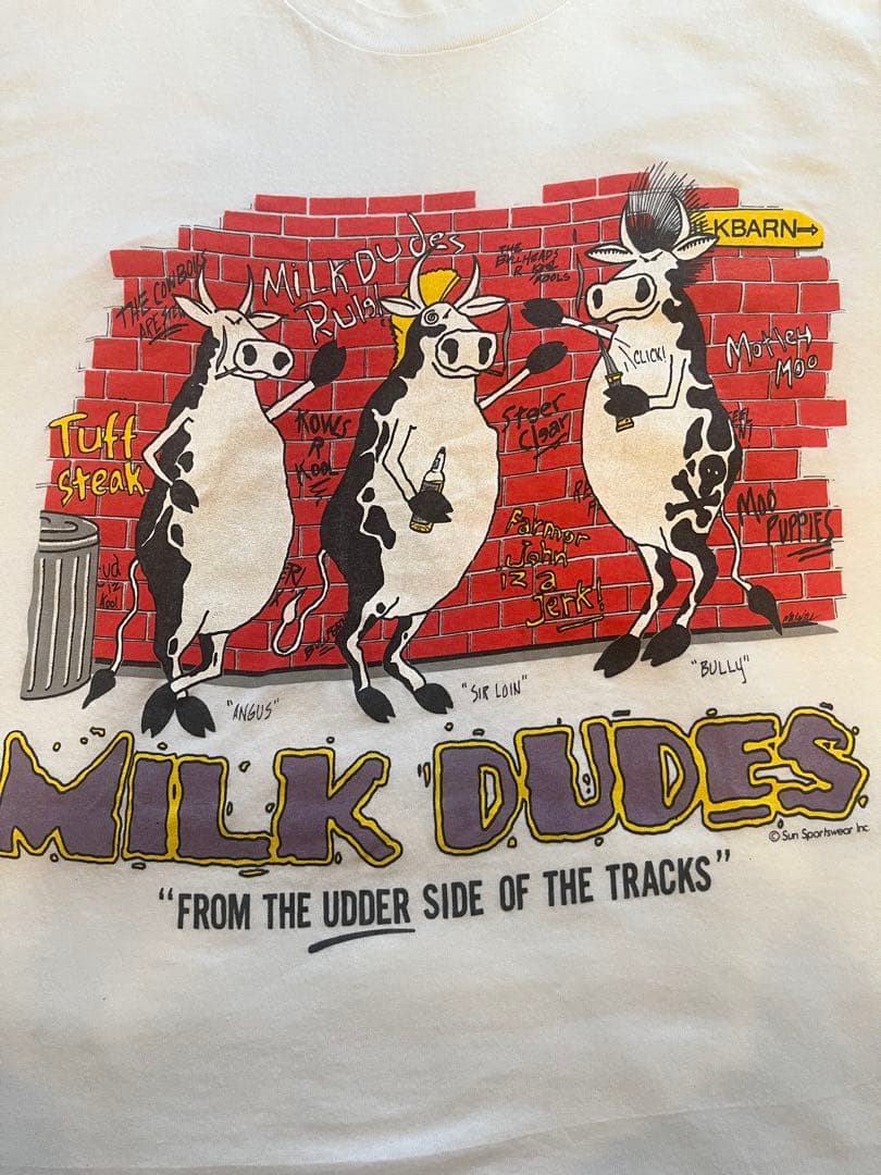 80s vintage 牛 T-shirt