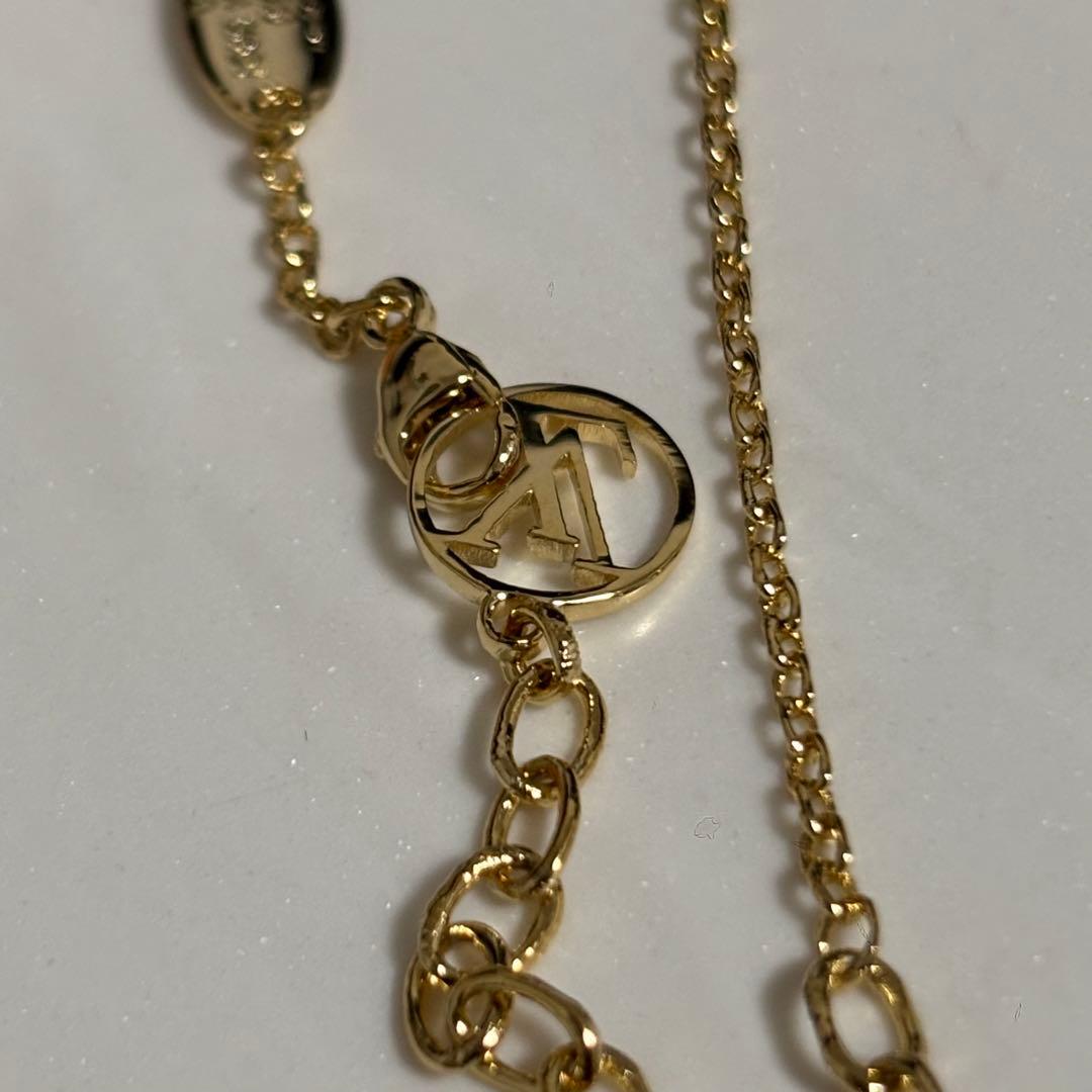 LOUIS VUITTON エッセンシャル　Vネックレス ゴールド　極美品