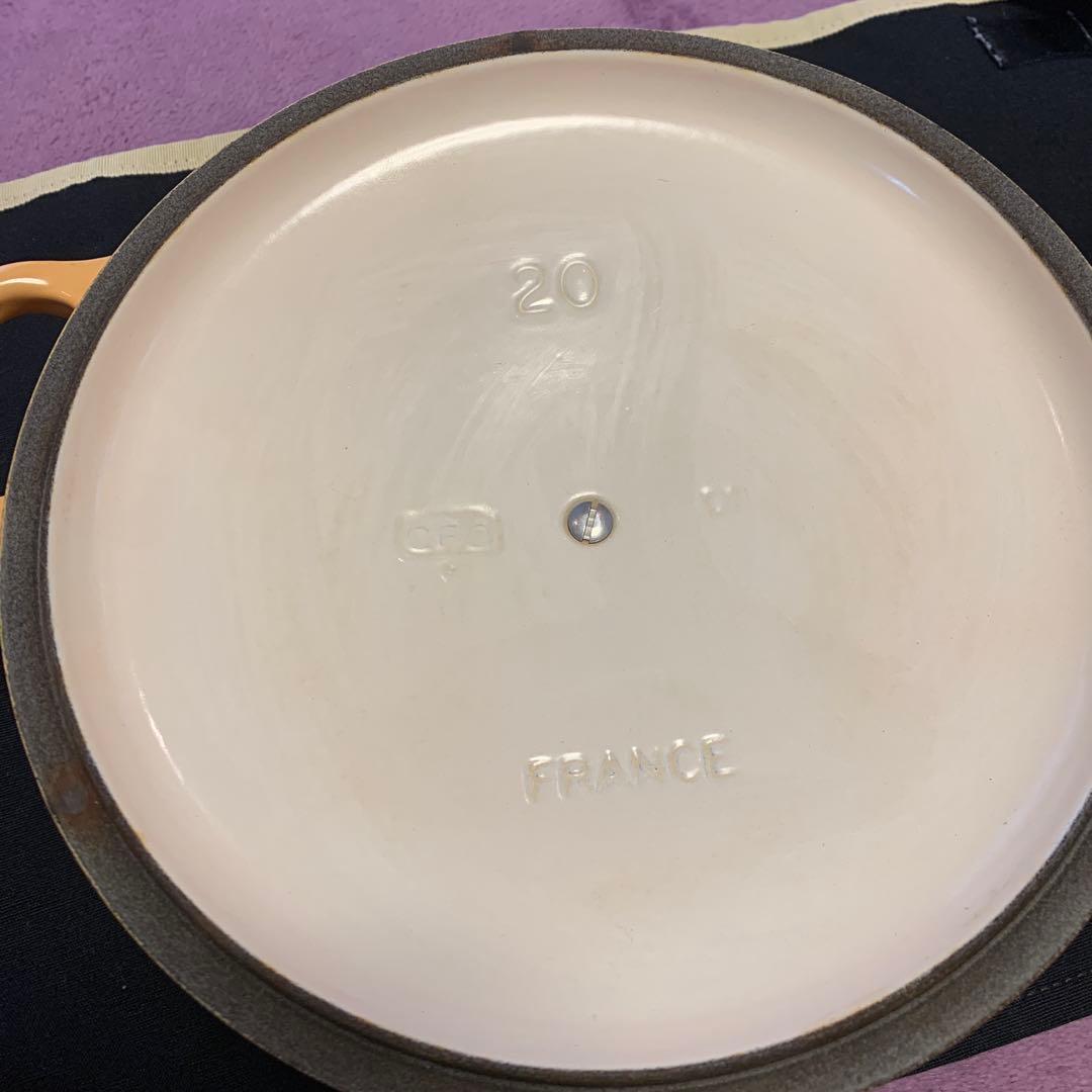 LE CREUSET ココットロンドオレンジ　20センチ