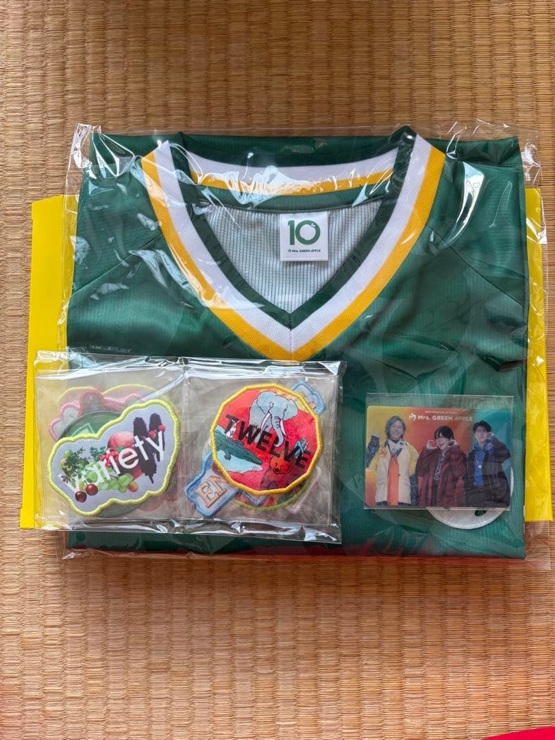 Mrs.GREEN APPLE 「10」 COMPLETE BOX